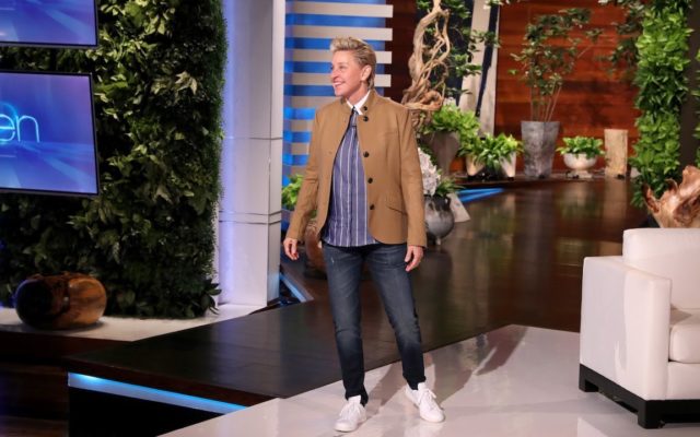 Ellen DeGeneres Debuts New Hair Look on Talk Show [VIDEO]
