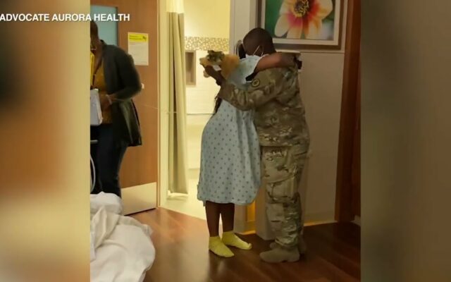 A Soldier Surprised His Pregnant Wife and Showed Up for the Birth