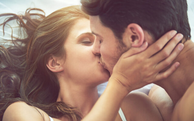 Do You Observe The “Six-Second Kiss Rule”?